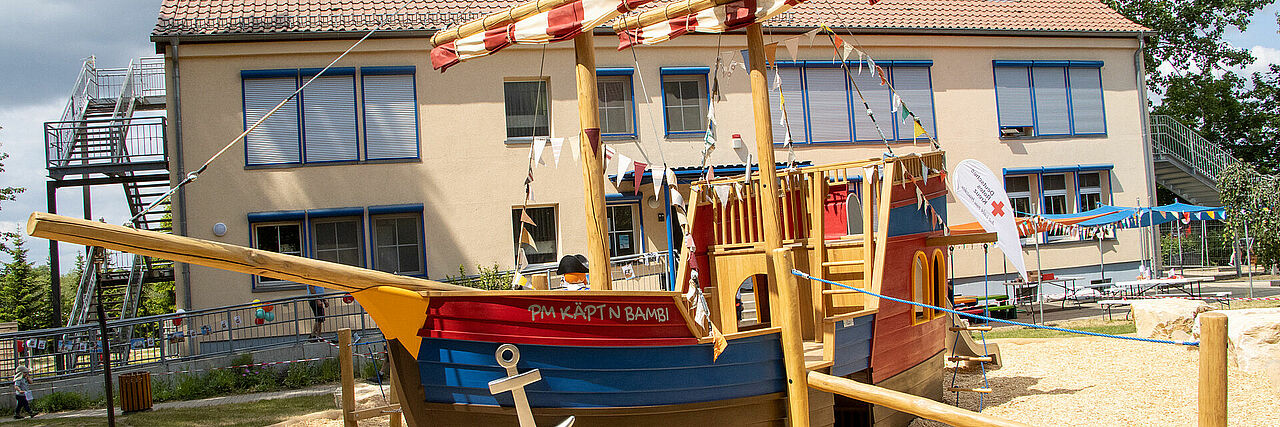 Titelbild vom Piratenschiff der ITEK „Bambi“ Burg